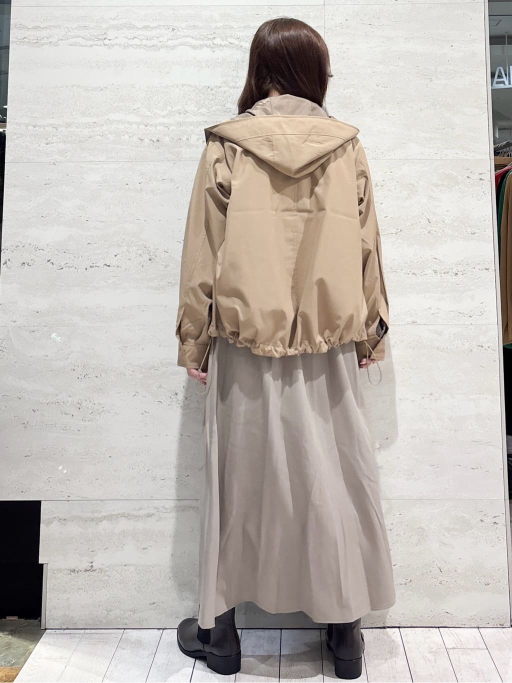 かほさんの「OPAQUE.CLIP｜【2WAY／ミラー付き】エナメルバニティーポーチ」を使ったコーディネート