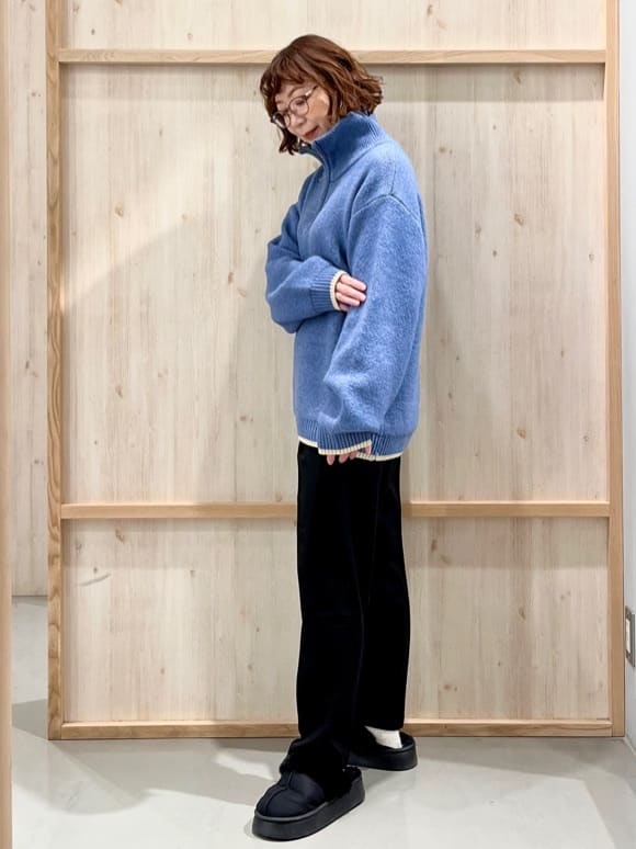 nakoさんの「THE SHOP TK｜【洗える】ほど良くラフで女性らしい ハーフZIPニット」を使ったコーディネート