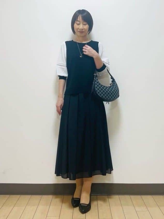Riiさんの「Reflect｜【WEB先行カラーあり／手洗い可】ジョーゼットスリーブ&times;ニット」を使ったコーディネート