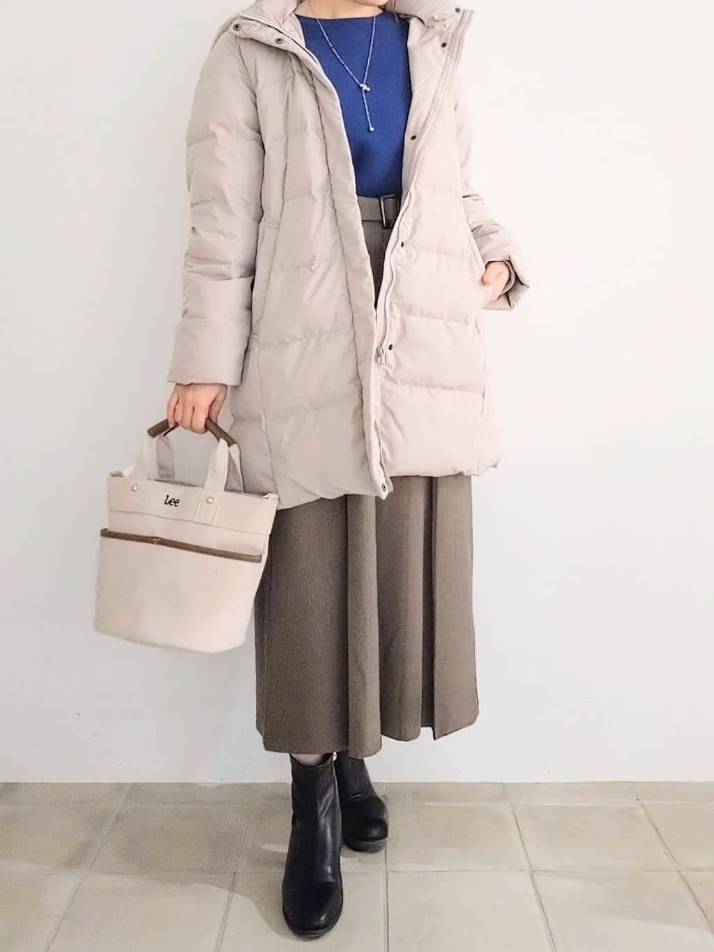 miomioさんの「SHOO･LA･RUE｜【洗濯機可/撥水】フェイクファーフード ロングダウン」を使ったコーディネート