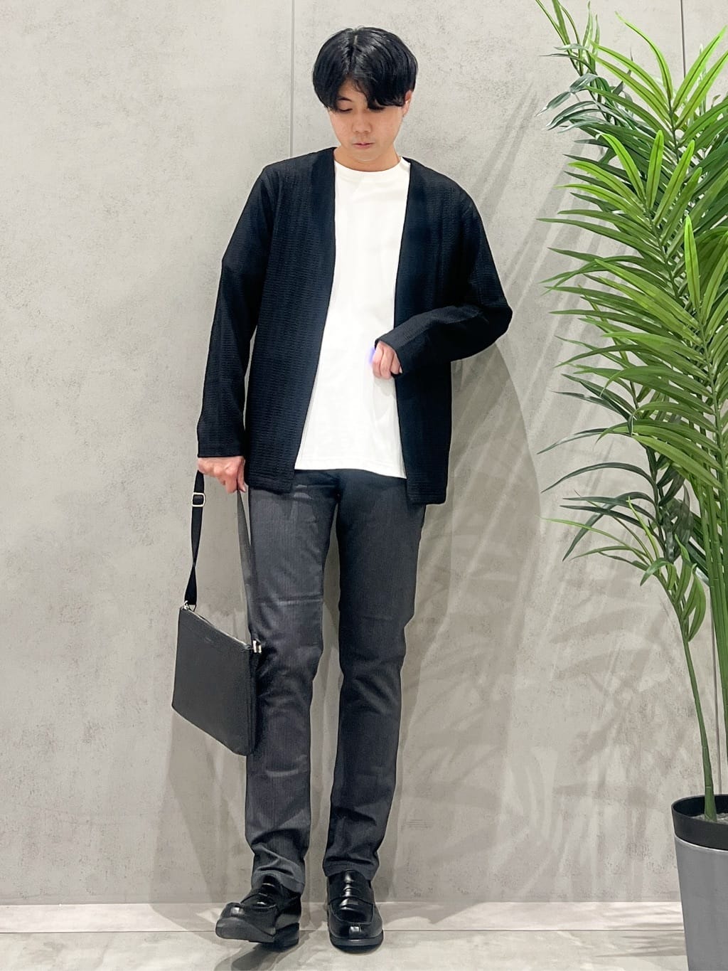 SHI-MAさんの「THE SHOP TK｜【セットでお買い得！！】長袖カーディガン＋半袖Tシャツ　洗濯機OK/吸水速乾(Tシャツのみ)」を使ったコーディネート