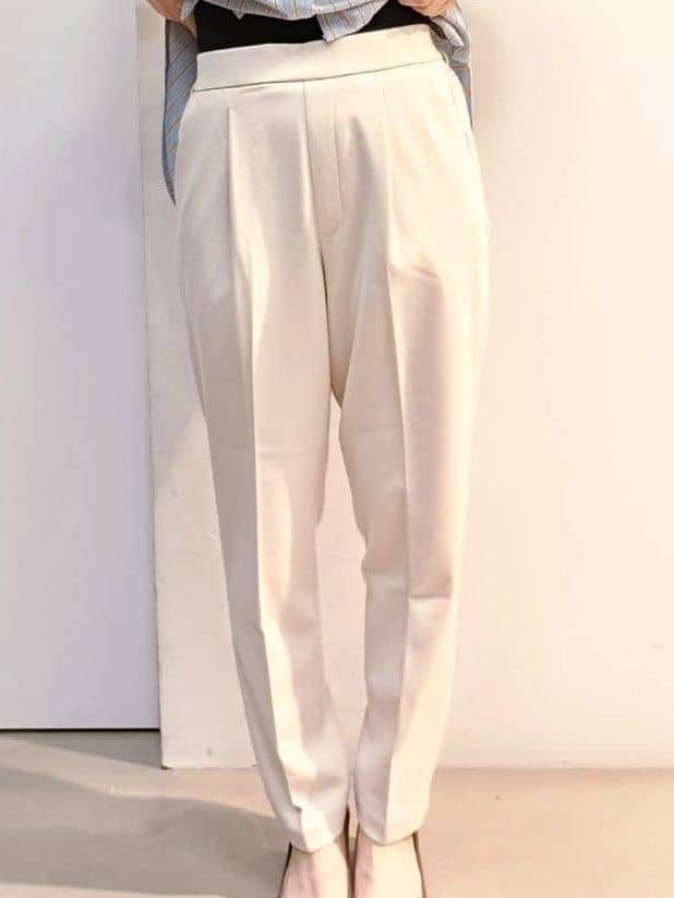 あんさんの「THE SHOP TK｜【後ろ姿もサマになる】ストライプ バックシャーリングシャツ/体型カバー/洗える」を使ったコーディネート