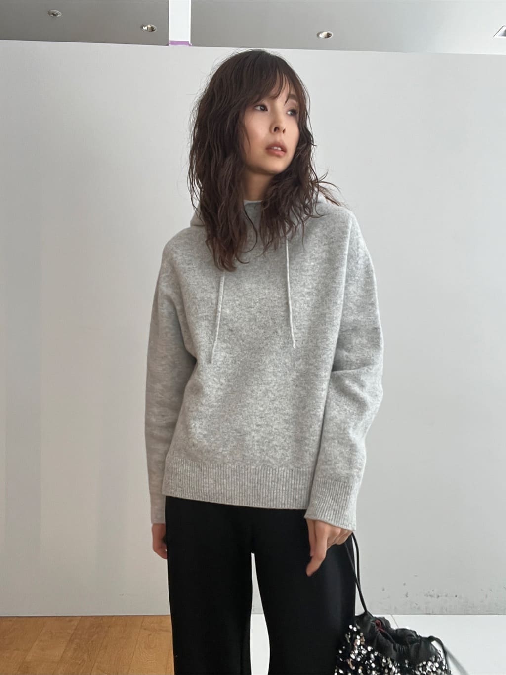 misaさんの「DRESSTERIOR｜スパンコール2WAY巾着バッグ」を使ったコーディネート