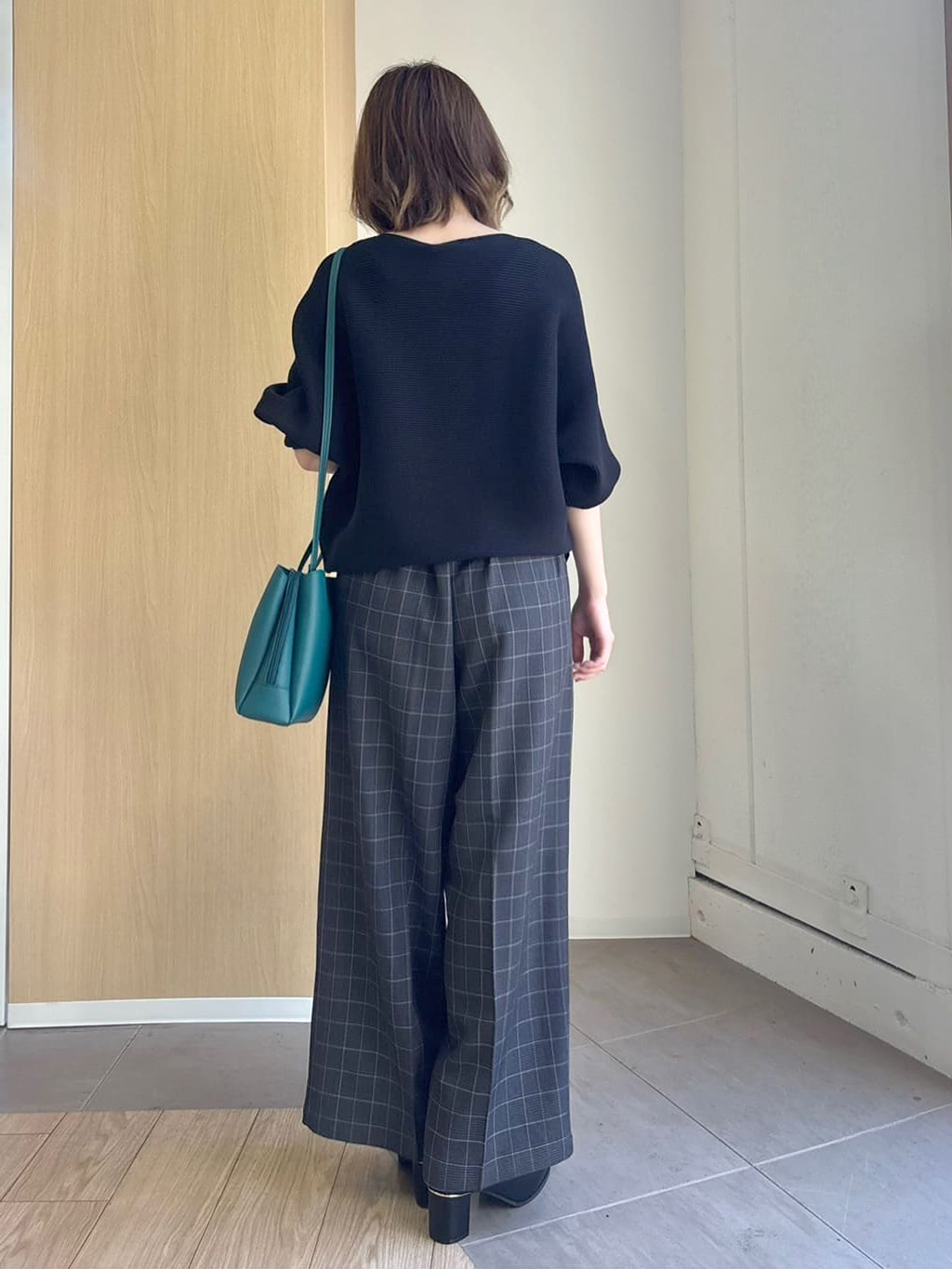 mikiさんの「SHOO･LA･RUE｜ストレッチブーツ」を使ったコーディネート