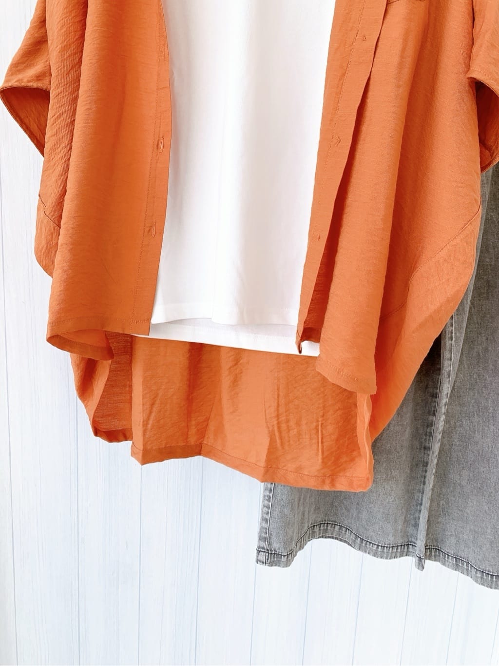 misaさんの「SHOO･LA･RUE｜【S-LL/ひんやり/UV】選べる6柄でそれぞれ欲しくなる プリントTシャツ」を使ったコーディネート