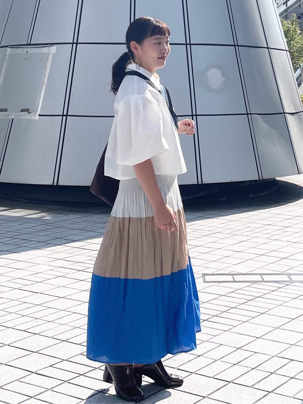 sumicaさんの「OPAQUE.CLIP｜バルーンスリーブシャツ【洗濯機洗い可】」を使ったコーディネート