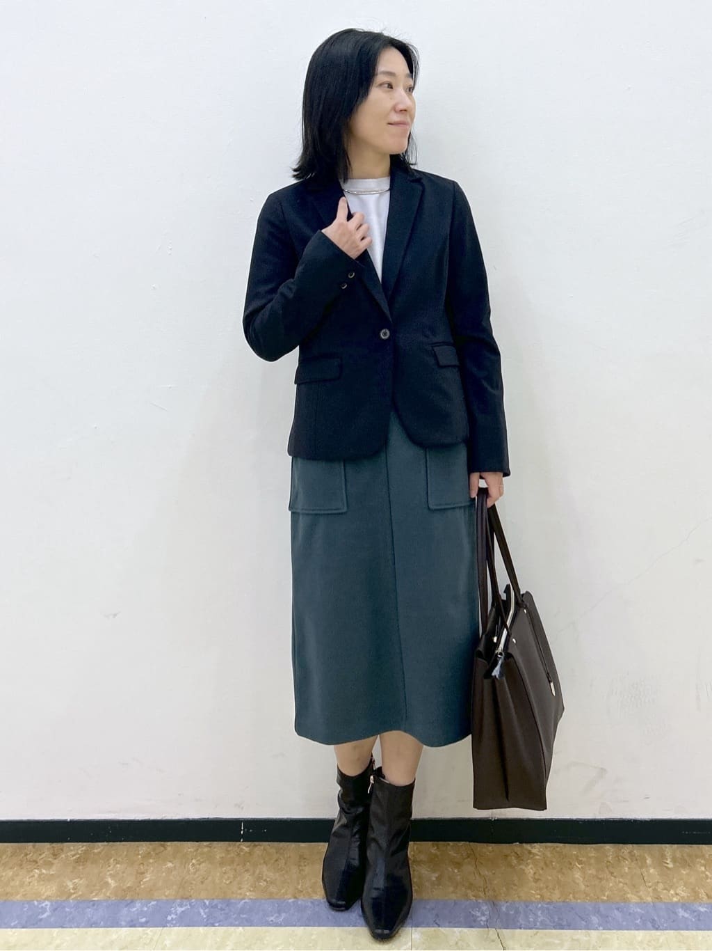 su.さんの「index｜ラメガーター編みボートネックニット【洗濯機OK】《8col／XS～LL》」を使ったコーディネート
