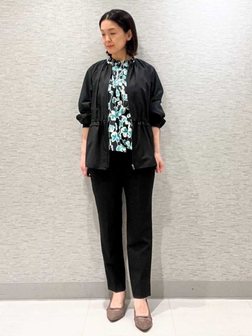 marikoさんの「Reflect｜【パンツにもスカートにも合わせやすい◎】ライティブルゾン」を使ったコーディネート