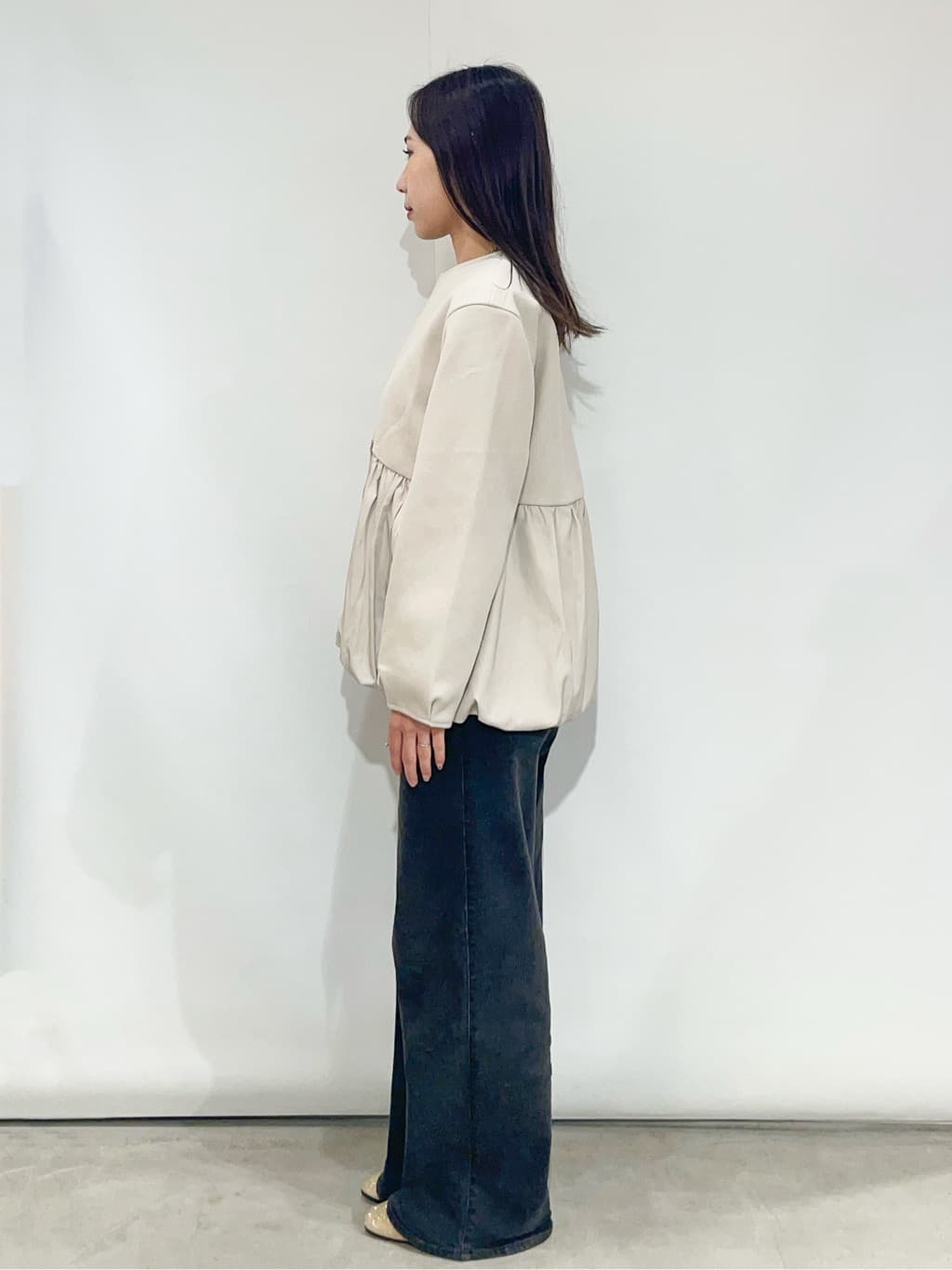 sayaさんの「OPAQUE.CLIP｜ウールライクペプラムドッキングアウター【洗濯機洗い可】」を使ったコーディネート