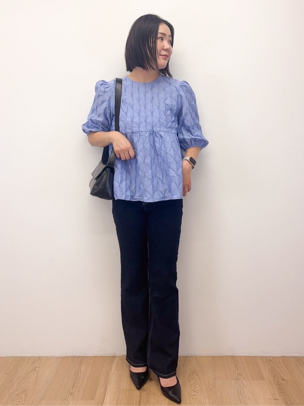 Takeさんの「OPAQUE.CLIP｜ふくれジャカードペプラムブラウス【洗濯機洗い可】」を使ったコーディネート
