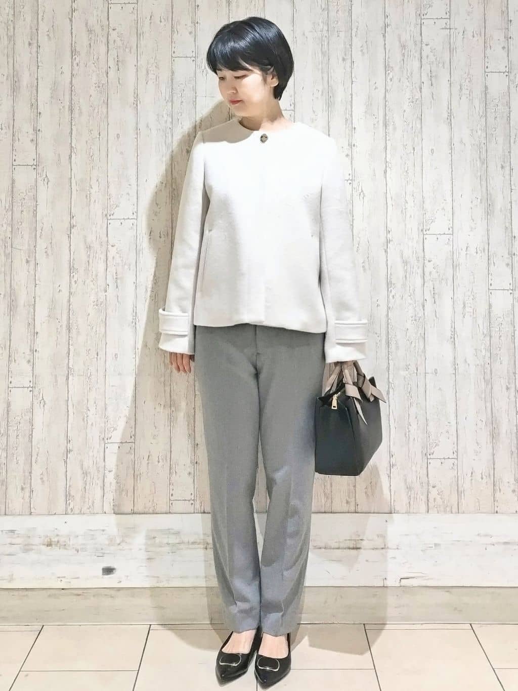 せとなさんの「index｜ウォームストレッチテーパードパンツ【洗濯機OK／防シワ／吸湿発熱】《XS～3L》」を使ったコーディネート