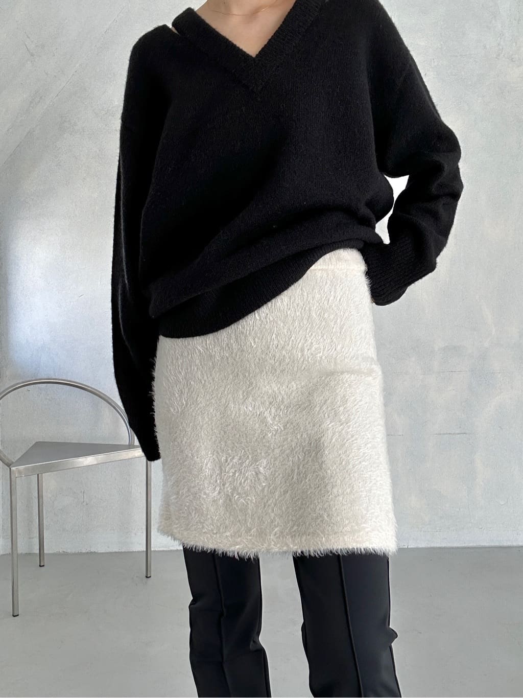 harunaさんの「CODE A｜M cloudy over V pullover」を使ったコーディネート