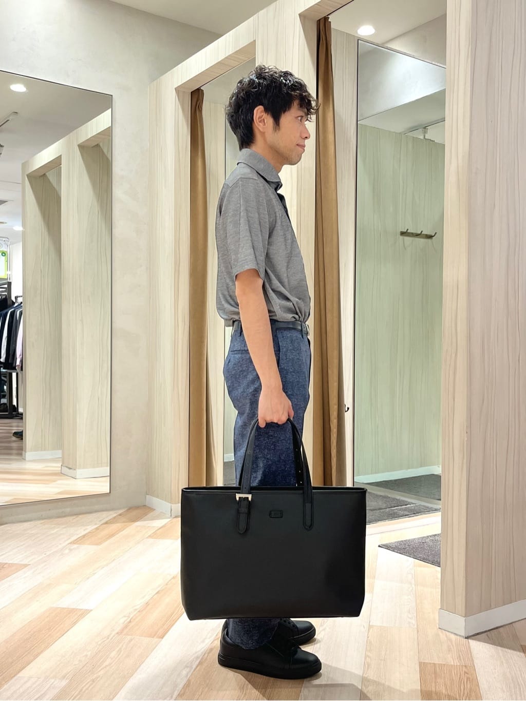 URAさんの「TAKEO KIKUCHI｜【抗菌防臭】COOL DOTS（R）ドビープリント パンツ」を使ったコーディネート
