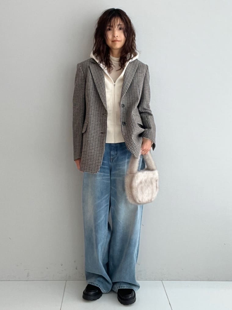 misaさんの「DRESSTERIOR｜デキシー吊裏毛ジップアップパーカ」を使ったコーディネート
