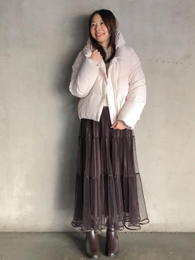まふさんの「OPAQUE.CLIP｜透かし編みショートフェザーニット【洗濯機OK】」を使ったコーディネート