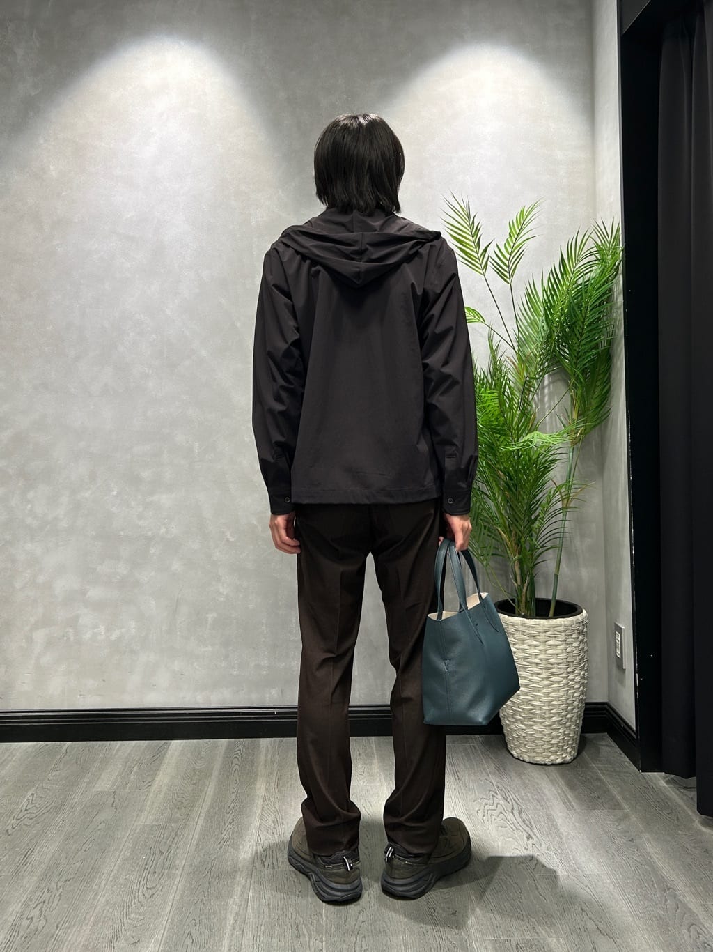 ruiさんの「TAKEO KIKUCHI｜【3D ナイロン ストレッチ】ジップアップ フードブルゾン」を使ったコーディネート