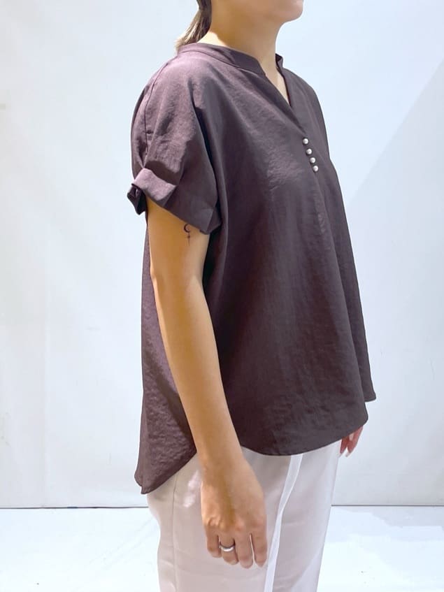 manaさんの「OPAQUE.CLIP｜《7色展開／XS-LLサイズ》タックスリーブスキッパーブラウス【洗濯機洗い可／吸水速乾／抗ピル／防シ」を使ったコーディネート