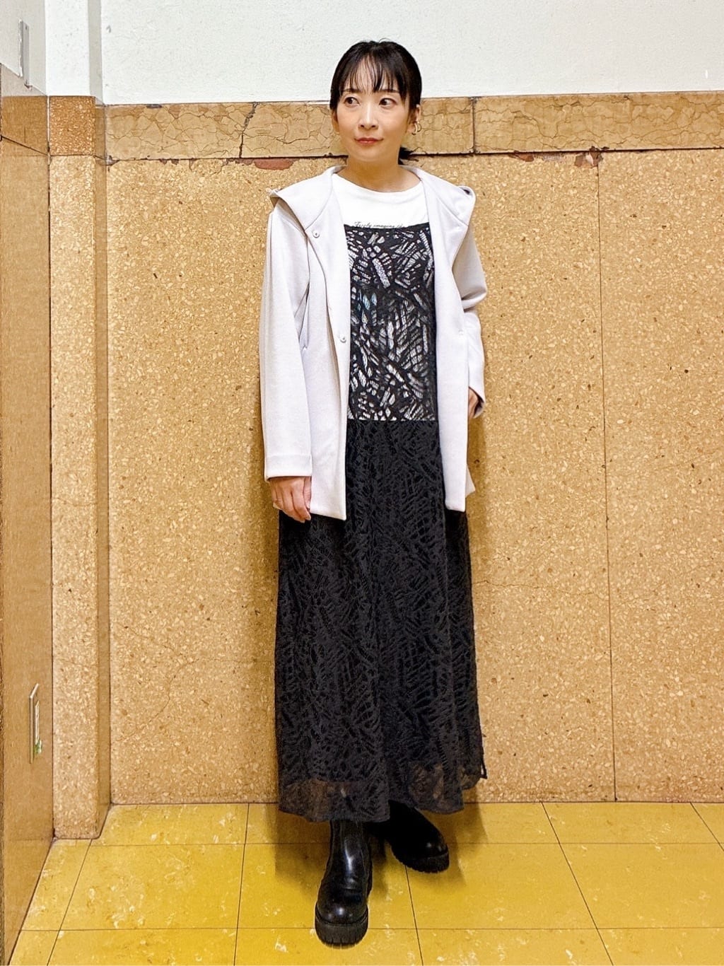 hattoriさんの「INDIVI｜【UVケア】プリントフォトロングTシャツ」を使ったコーディネート