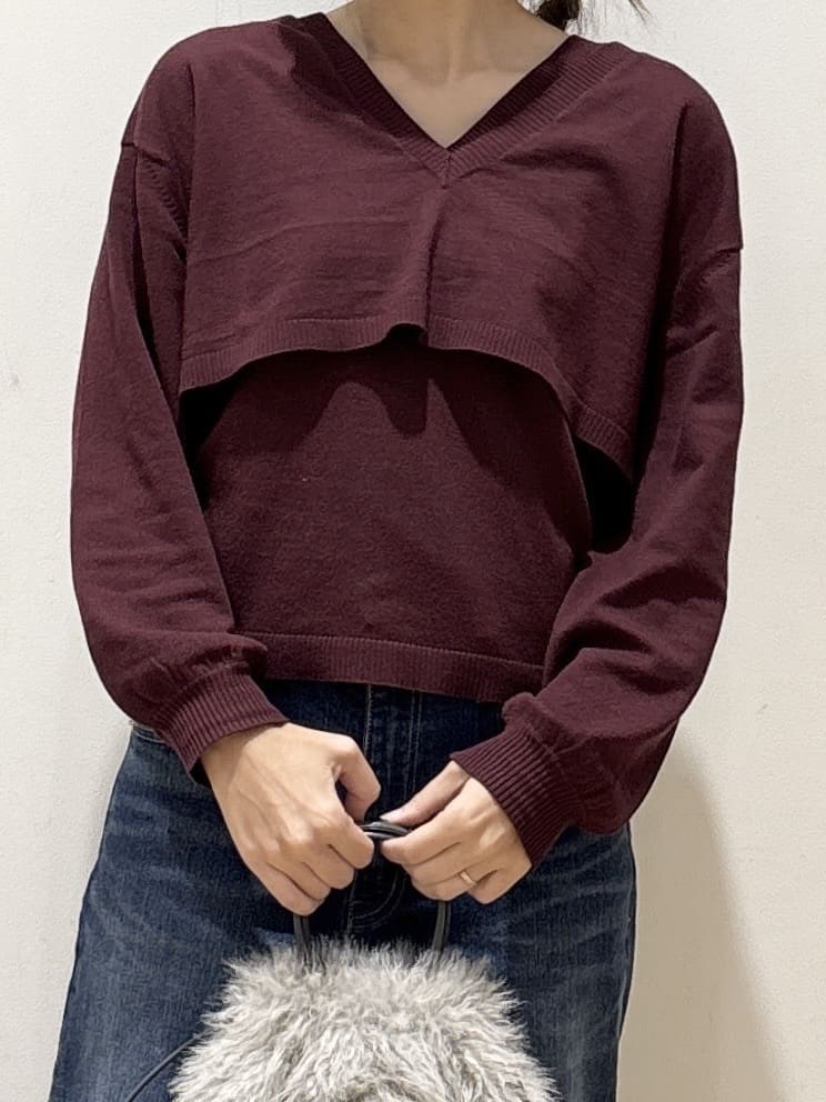 YUMIさんの「Dessin｜【2点セット/3WAY/洗える】ノースリーブインナー付きVネックショート丈ニット」を使ったコーディネート