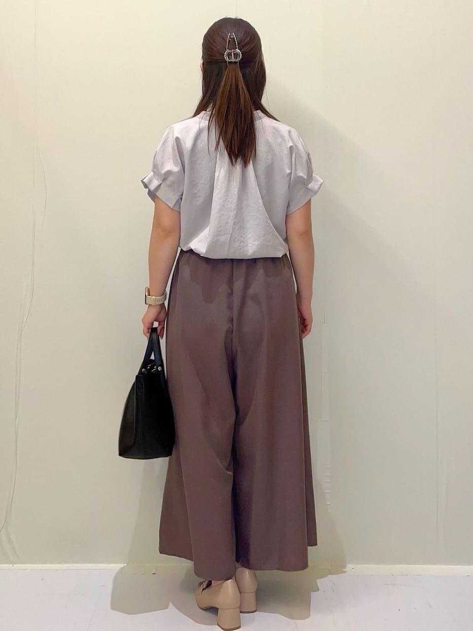 ayumiさんの「OPAQUE.CLIP｜《7色展開／XS-LLサイズ》タックスリーブスキッパーブラウス【洗濯機洗い可／吸水速乾／抗ピル／防シ」を使ったコーディネート