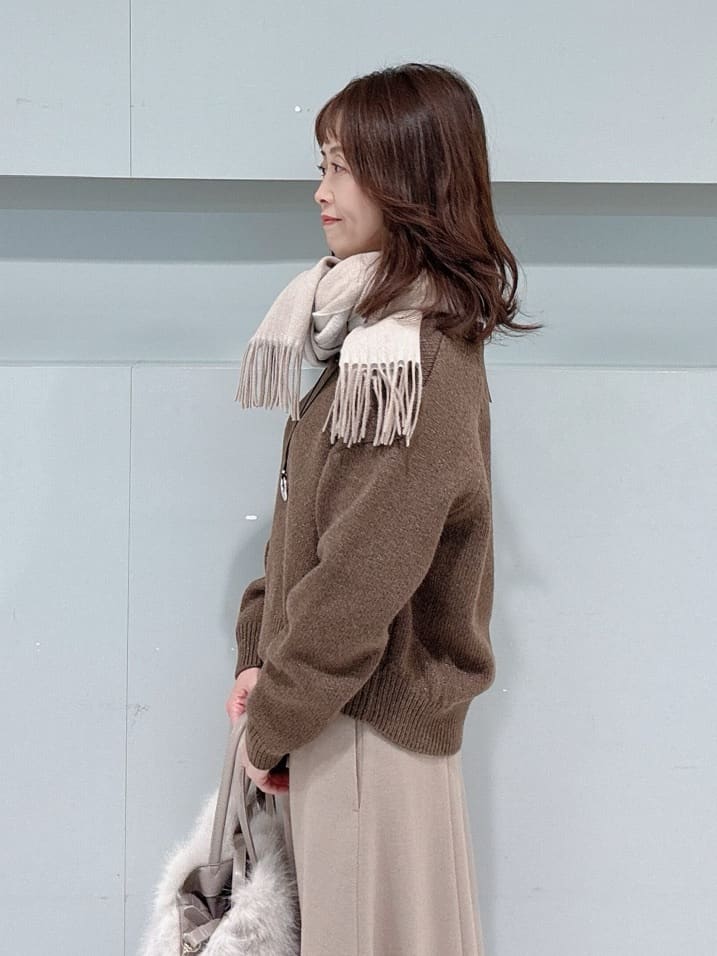 makiさんの「UNTITLED｜【はっ水機能/フード取り外し可/防寒】ロングダウンコート」を使ったコーディネート