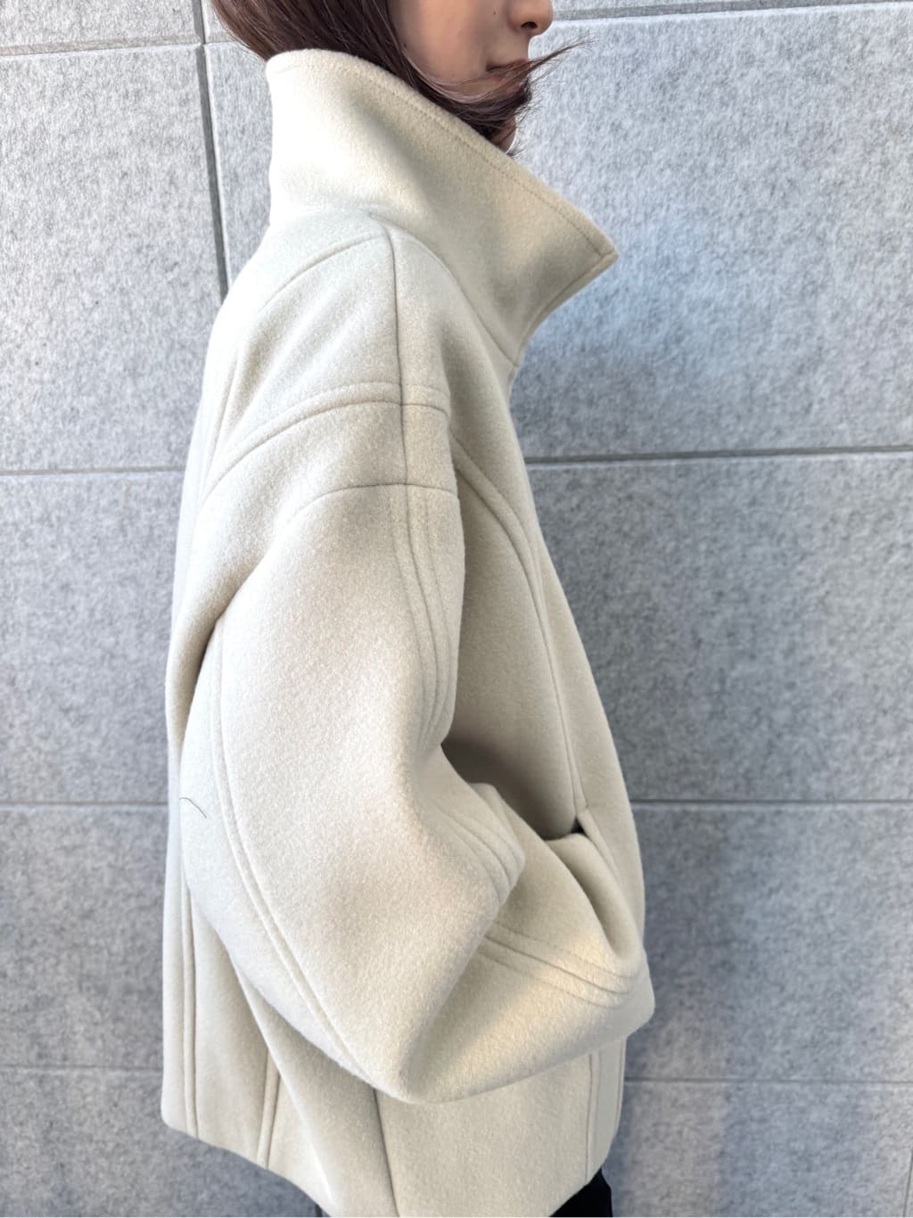 uchi__yamaさんの「CODE A｜wool volume short coat」を使ったコーディネート