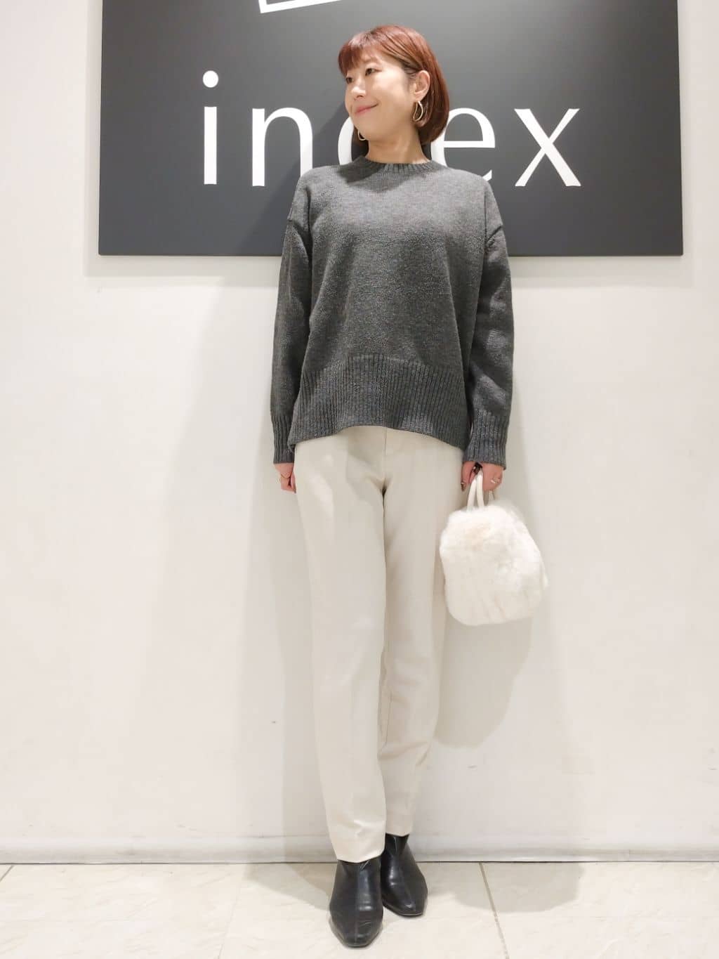 n.さんの「index｜ウォームストレッチテーパードパンツ【洗濯機OK／防シワ／吸湿発熱】《XS～3L》」を使ったコーディネート