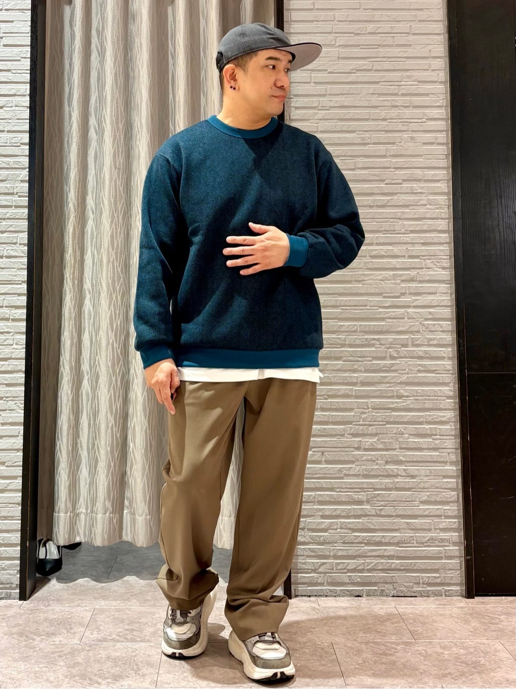 Pーyamaさんの「THE SHOP TK｜【裏起毛で暖かい】レトロフリーススウェット 洗濯機OK」を使ったコーディネート