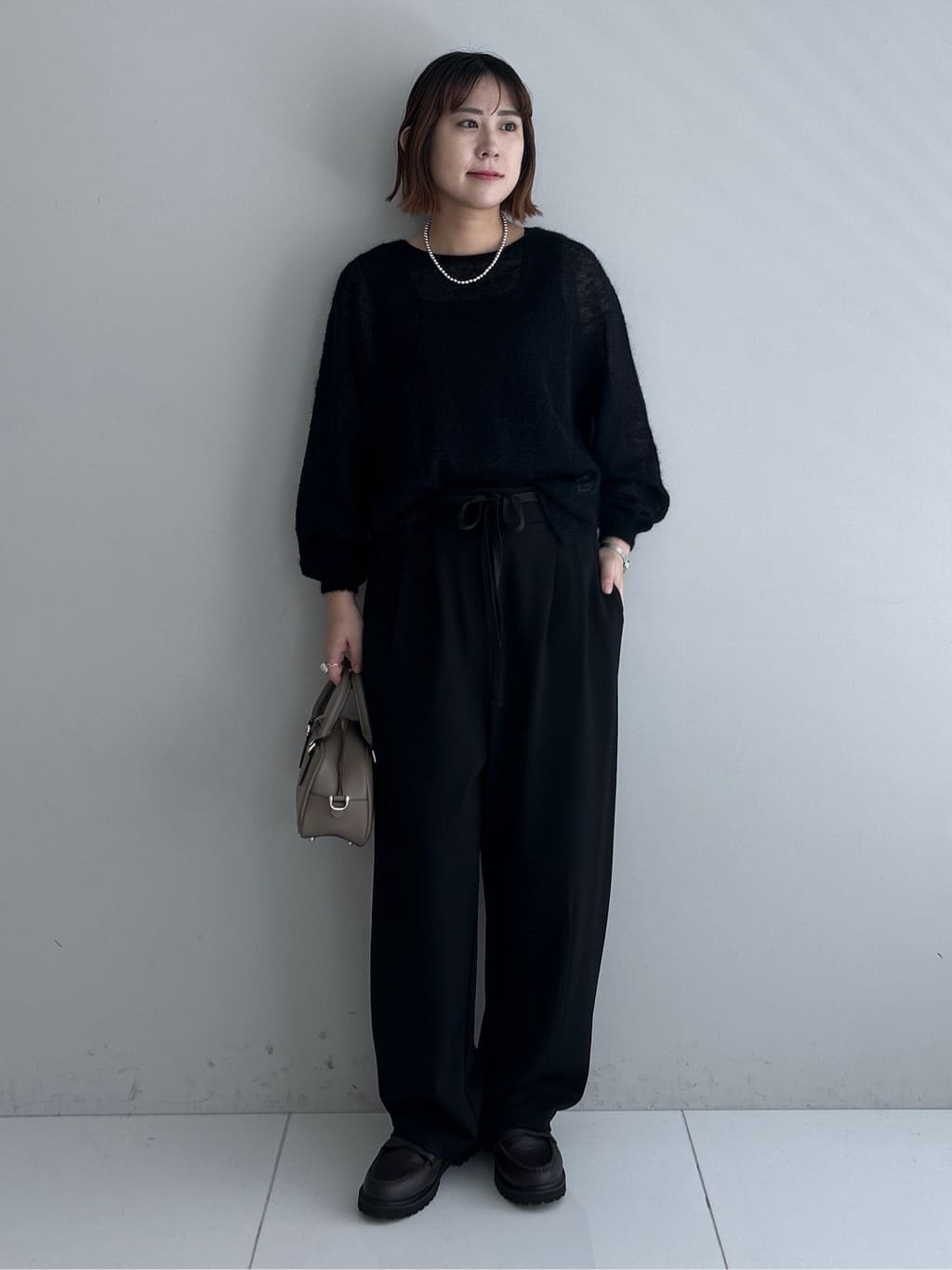 Hirokaさんの「Dessin｜【洗える】カーヴィパンツ」を使ったコーディネート