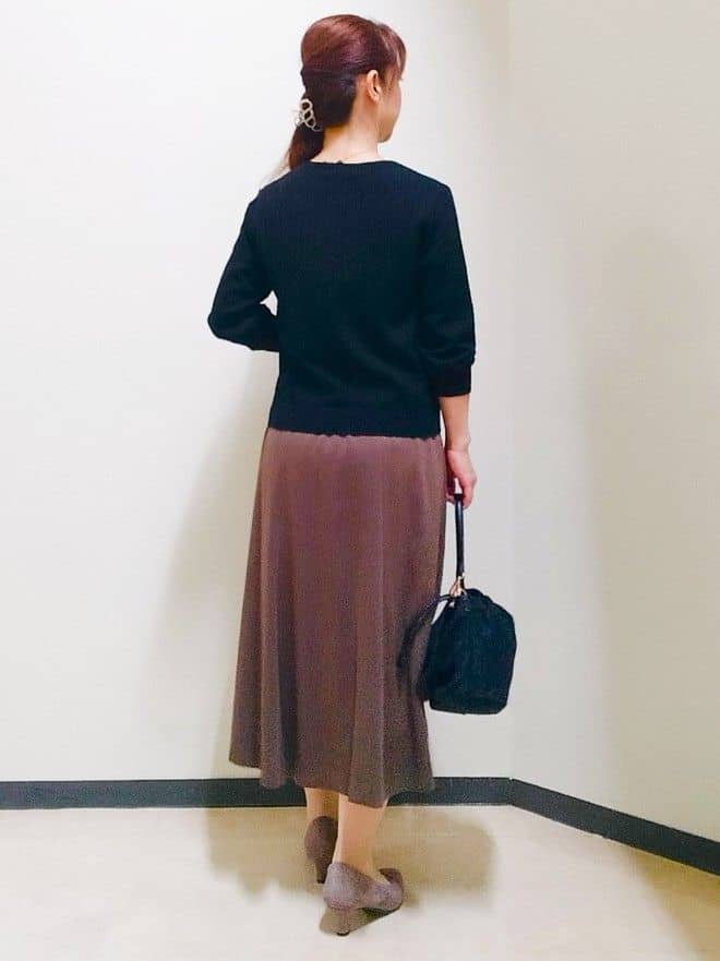 花さんの「Reflect｜【通勤】スエードライクフレアスカート」を使ったコーディネート