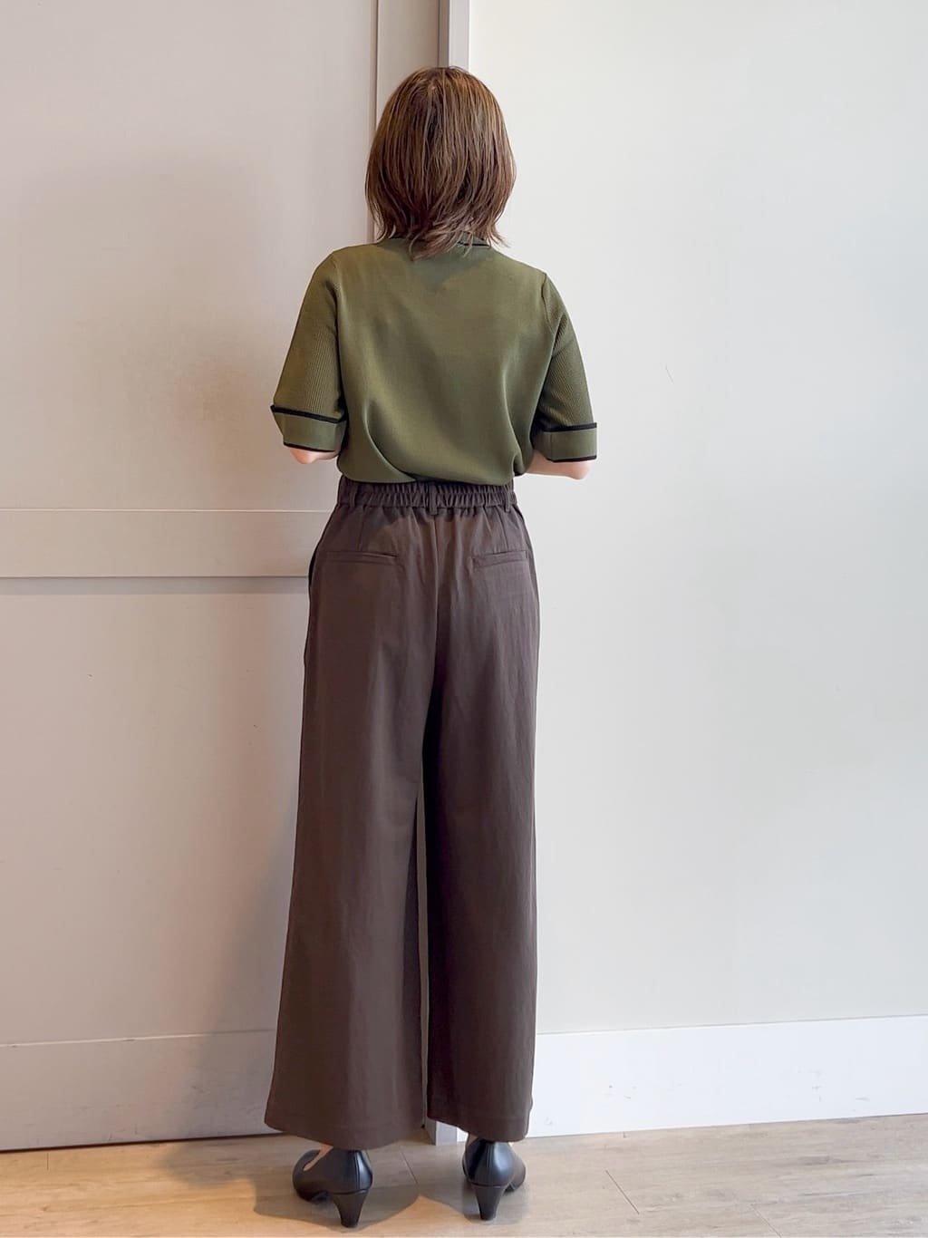 yamakoさんの「grove｜【接触冷感】見た目はきちんと、着心地はらくちん クロップドベイカーパンツ」を使ったコーディネート