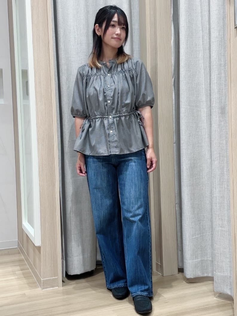 Fumikaさんの「grove｜【二の腕/体型カバー】メリハリシルエットが叶うシャーリングブラウス」を使ったコーディネート