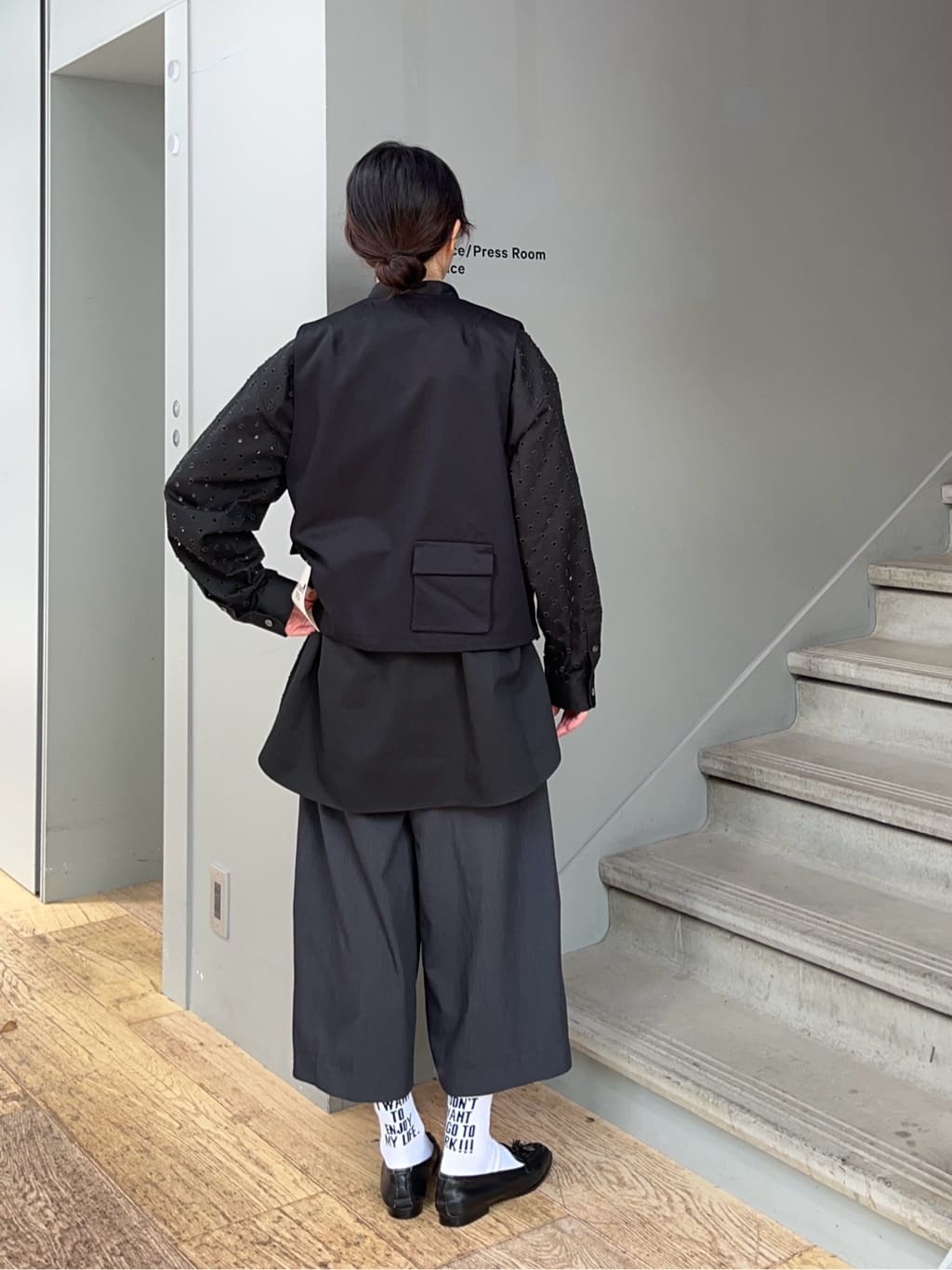 神野（jinno）さんの「TAKEO KIKUCHI｜ツイルオパールオーバーシャツ」を使ったコーディネート