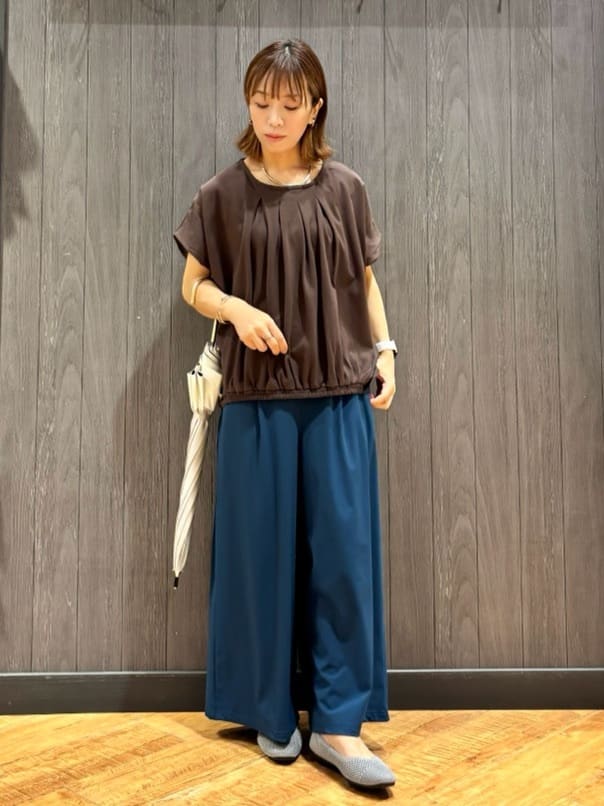 meiさんの「SHOO･LA･RUE｜【S-LL/軽量】さらさらストレッチ ガウチョパンツ」を使ったコーディネート