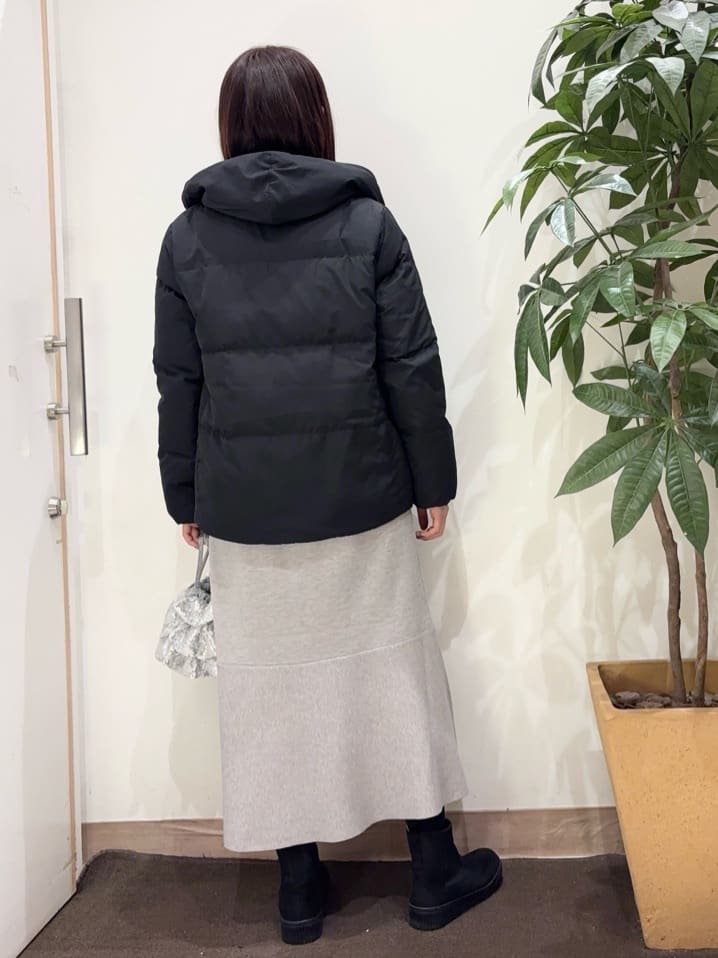 宗形さんの「SHOO･LA･RUE｜【撥水/洗える】ショートフーディーダウン」を使ったコーディネート