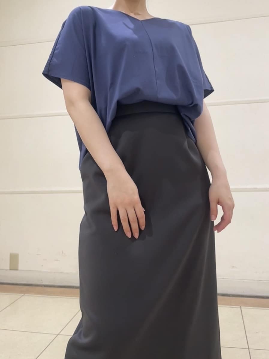 watanabeさんの「UNTITLED｜【接触冷感/洗える】Vネックコットンプルオーバー」を使ったコーディネート