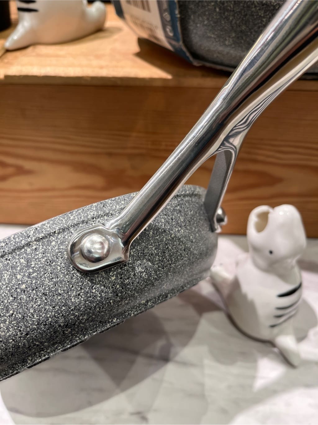 OYSTERさんの「212 KITCHEN STORE｜サリーナ フライパン 20cm ＜BALLARINI バッラリーニ＞」を使ったコーディネート