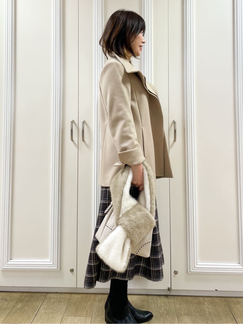 めいさんの「Reflect｜【SS-4Lサイズ／衿が顔に当たらない◎】スタンドネックミドルコート」を使ったコーディネート