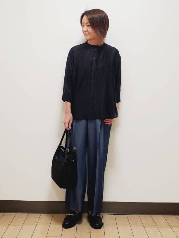 yuuさんの「Reflect｜【重ね着でも一枚着でも◎】バンドカラーオーバーサイズシャツブラウス」を使ったコーディネート