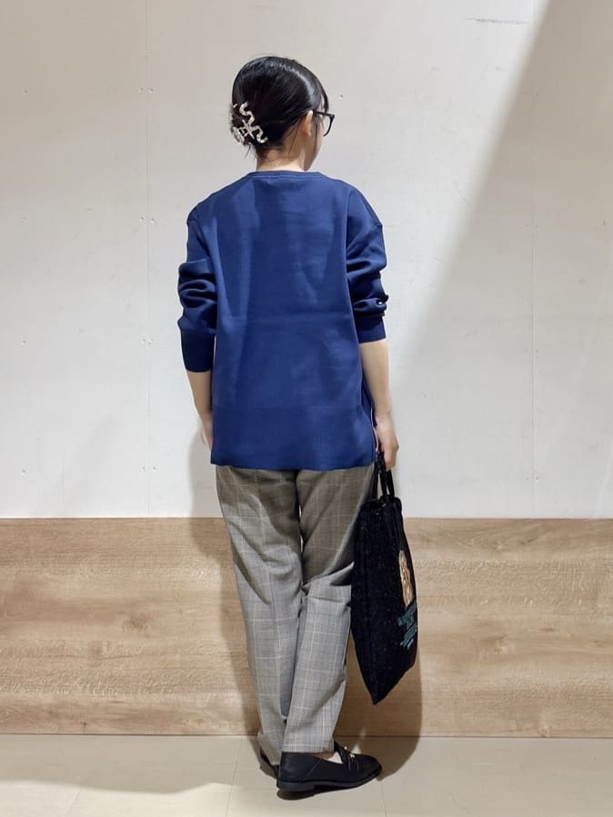 るねさんの「SHOO･LA･RUE｜【高レビュー/SS-LL/美脚シルエット】すっきりきれい見え テーパードパンツ」を使ったコーディネート