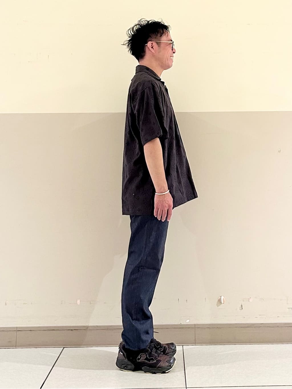 KENJI Iさんの「THE SHOP TK｜【ひんやり快適ビジネス兼用パンツ】7DAYSパンツ ストレッチ+ 接触冷感/洗濯機OK」を使ったコーディネート