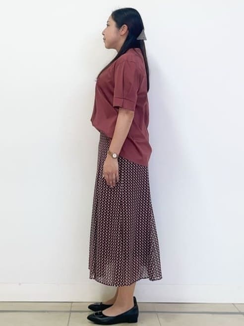 chisaさんの「Reflect｜【すっきり見え！長め丈／マシンウォッシュ可】スキッパーネックジャージトップス」を使ったコーディネート