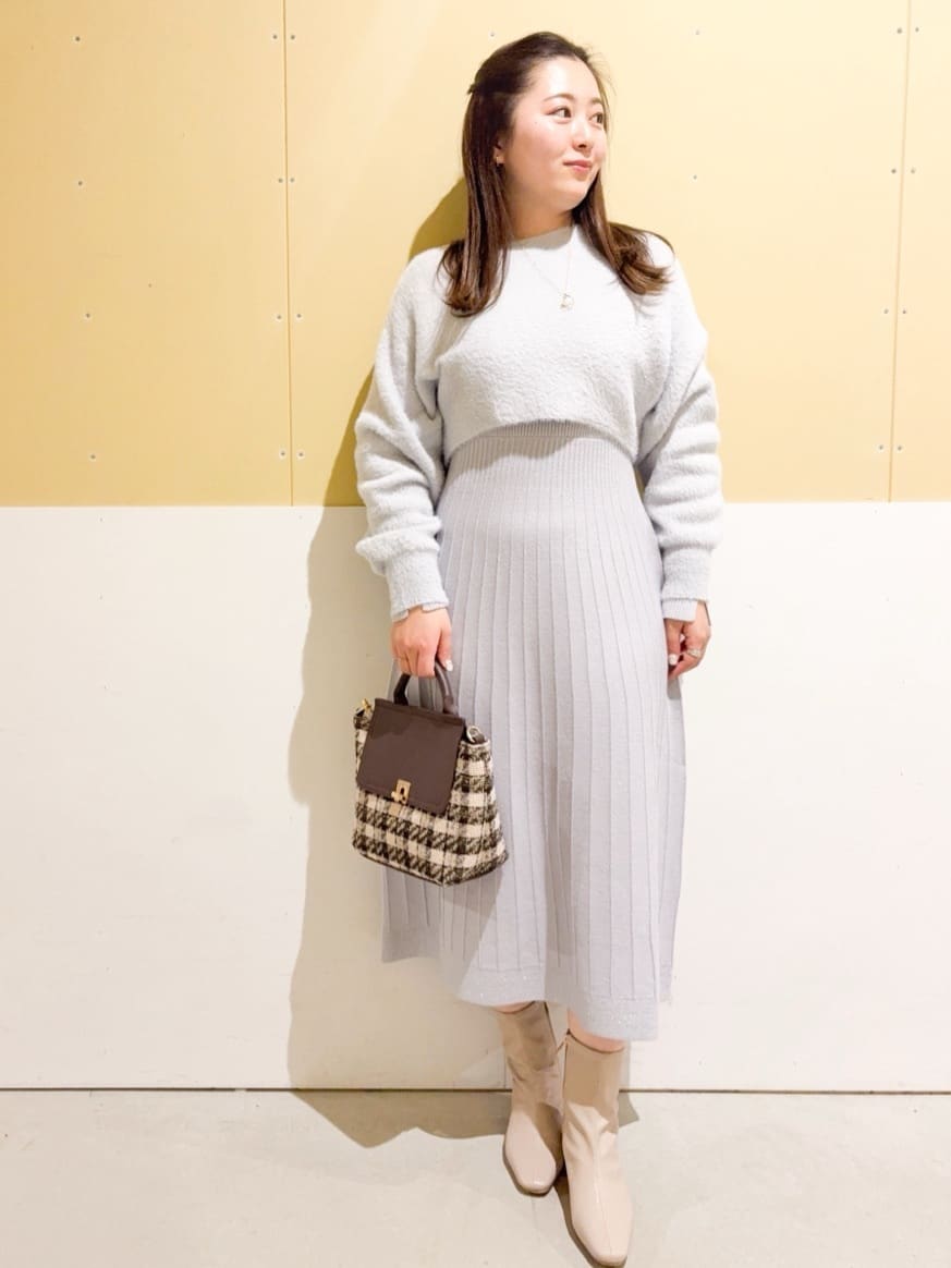 ゆきたぷさんの「OPAQUE.CLIP｜ラメフェザープルオーバーセット ニットワンピース【洗濯機OK】《XS～LL》」を使ったコーディネート