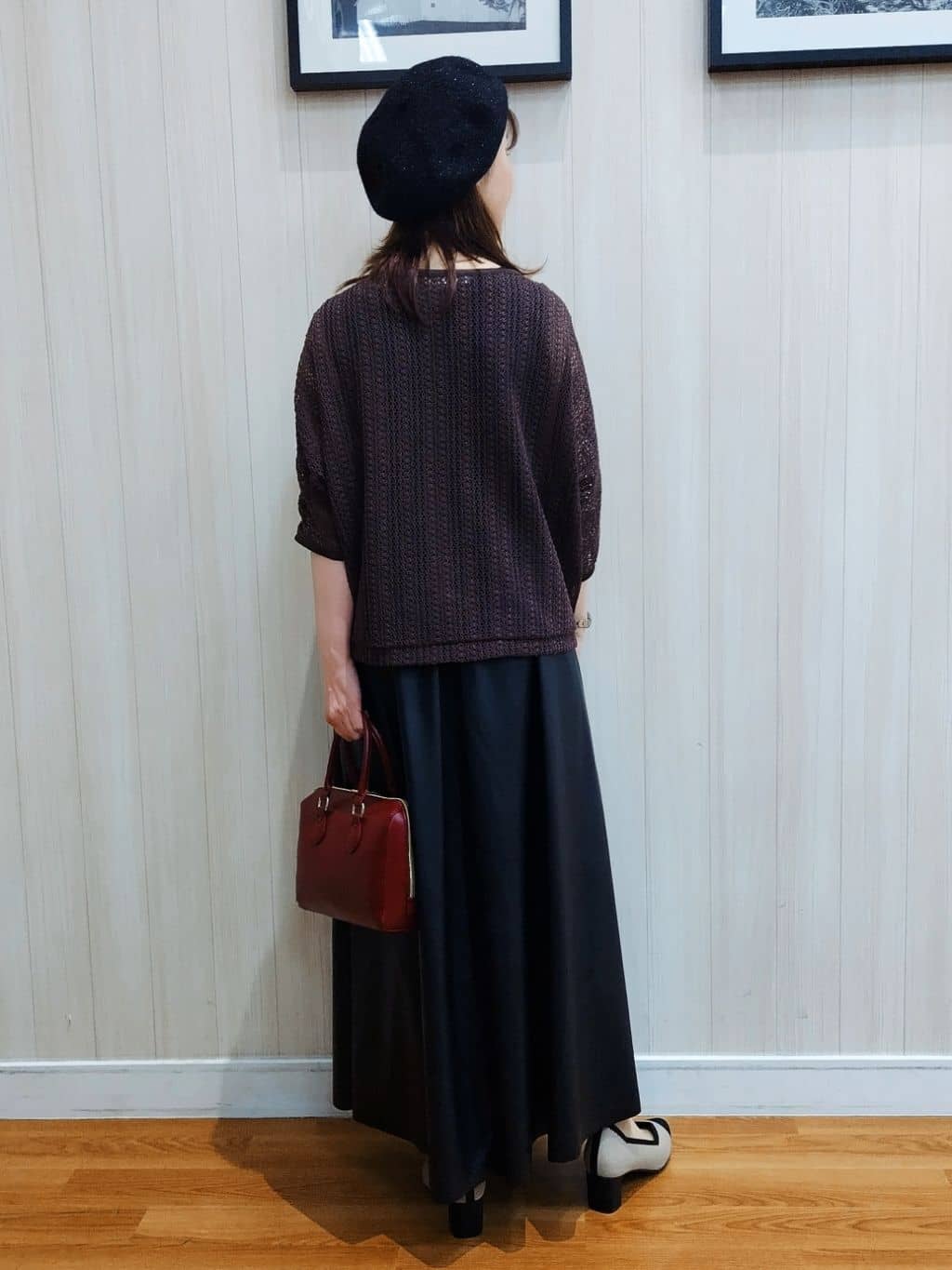 yseさんの「SHOO･LA･RUE｜【S-LL】大人の抜け感 合皮フレアスカート」を使ったコーディネート