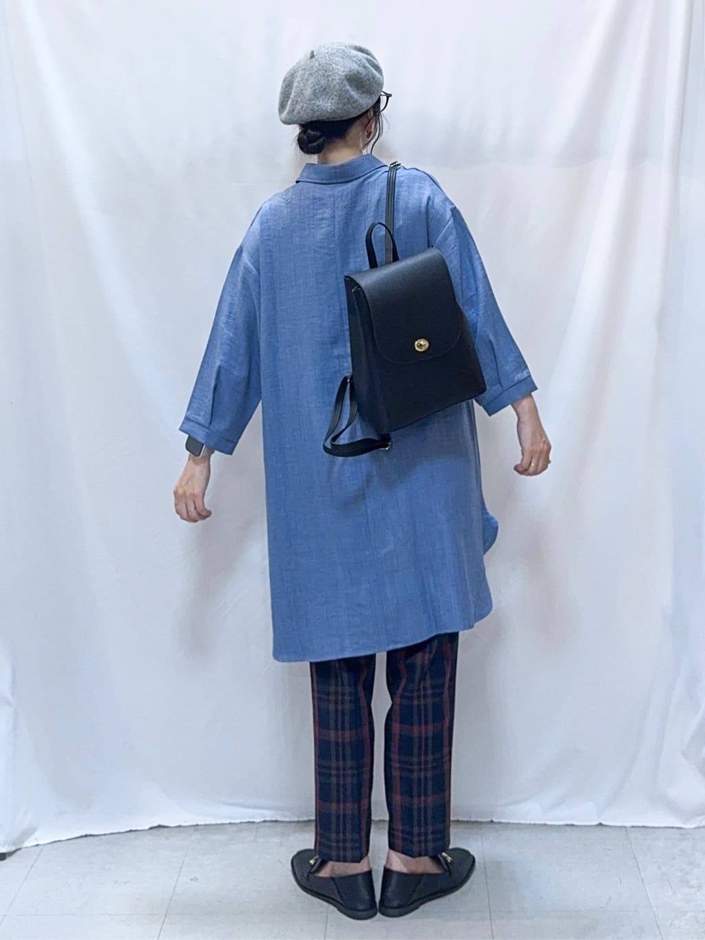 𝐇𝐢𝐫𝐨𝐦𝐢さんの「SHOO･LA･RUE｜【S-LL/体型カバー】さらっとしたタッチが魅力 デニムライクチュニック」を使ったコーディネート