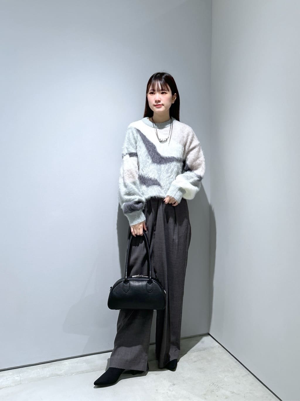 Renoさんの「INDIVI｜センタータックメランジワイドパンツ」を使ったコーディネート