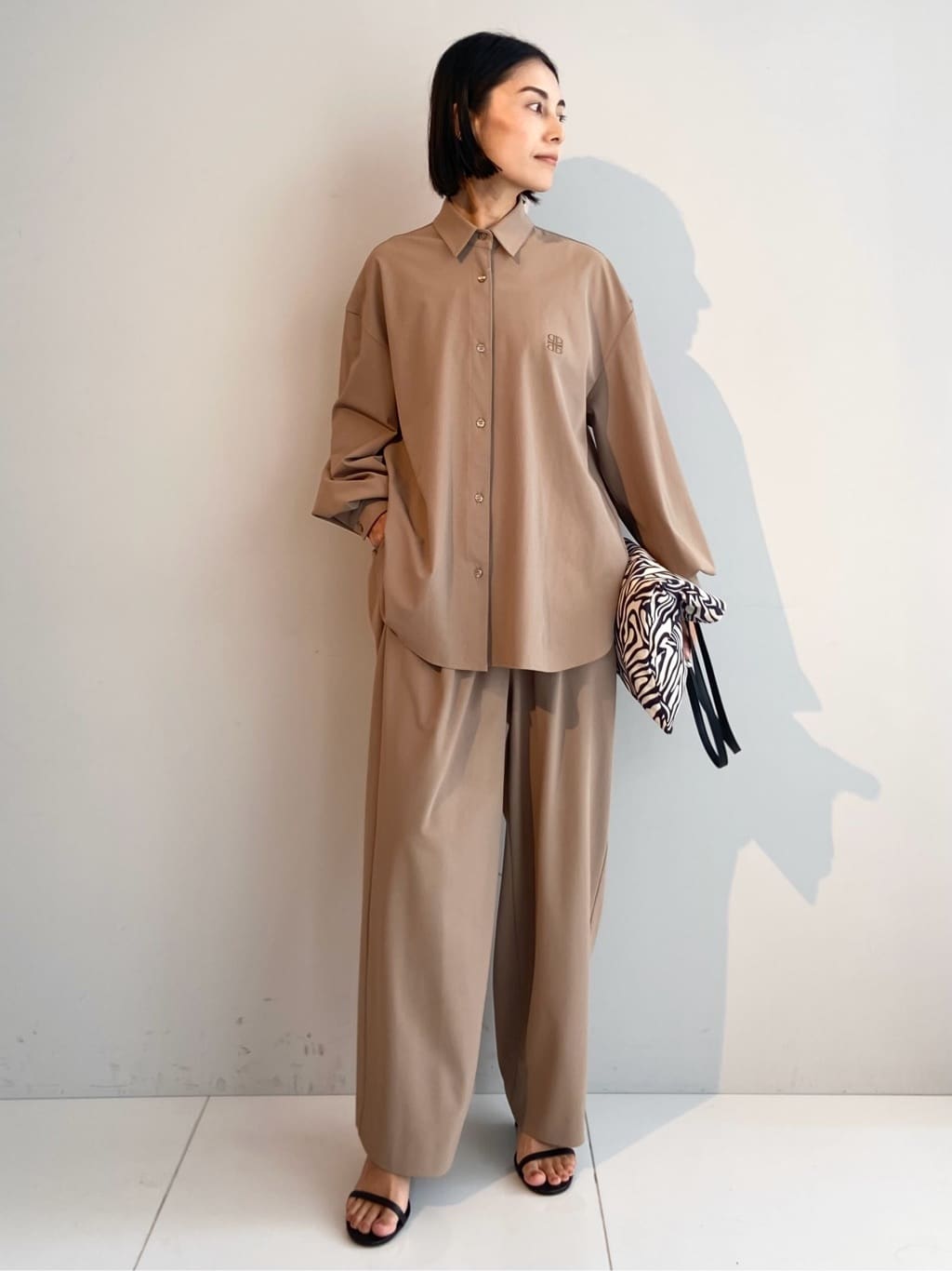 AYAさんの「UNTITLED｜【PROTAGPNISTA】QUICK DRY WAIST LOGO PANTS」を使ったコーディネート