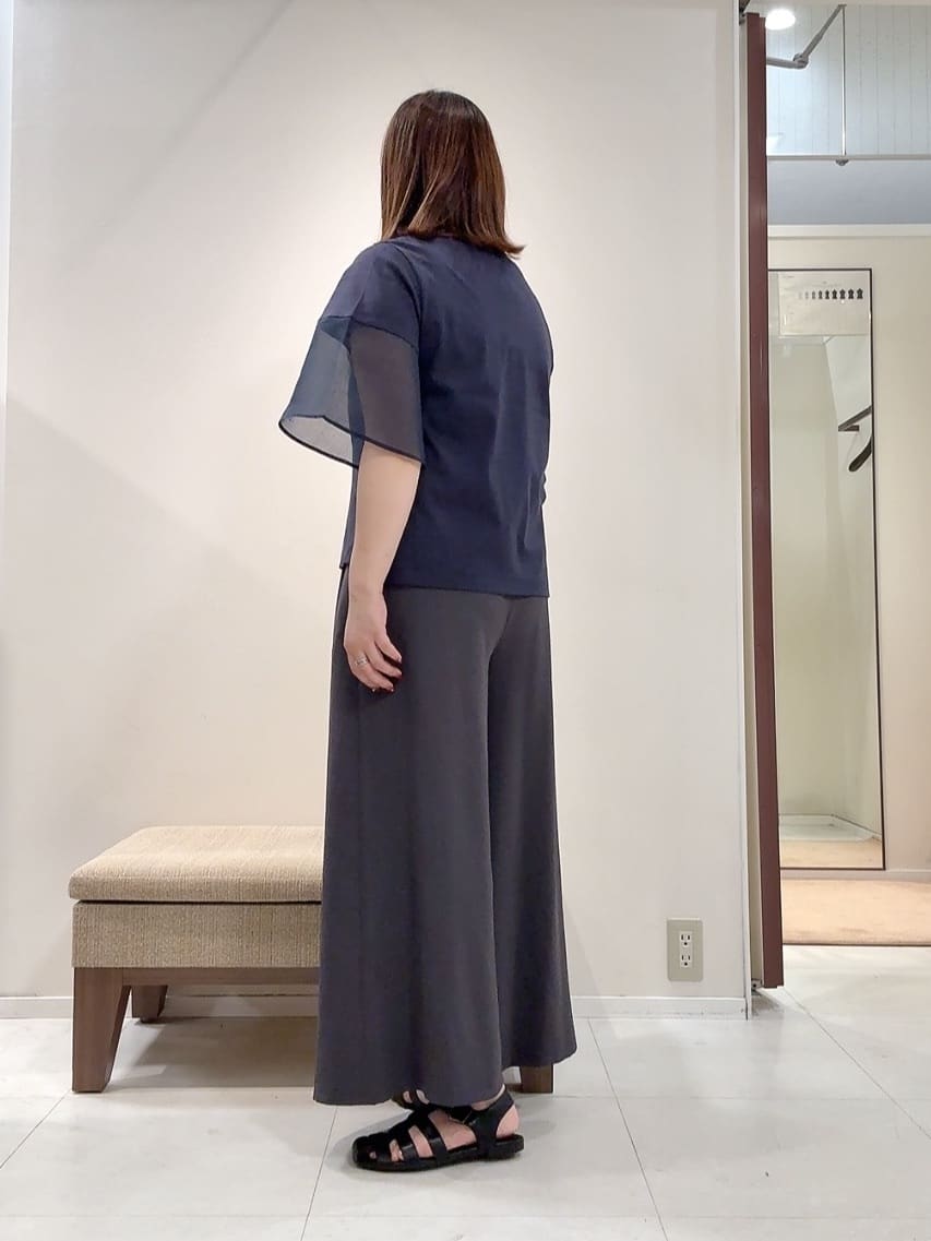 YUIさんの「UNTITLED｜【洗える/五分袖】シアースリーブ プルオーバー」を使ったコーディネート