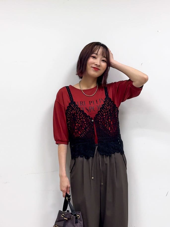 𝐜𝐡𝐢𝐤𝐚さんの「SHOO･LA･RUE｜【ひんやり/S-LL】大人の五分袖プリントTシャツ」を使ったコーディネート