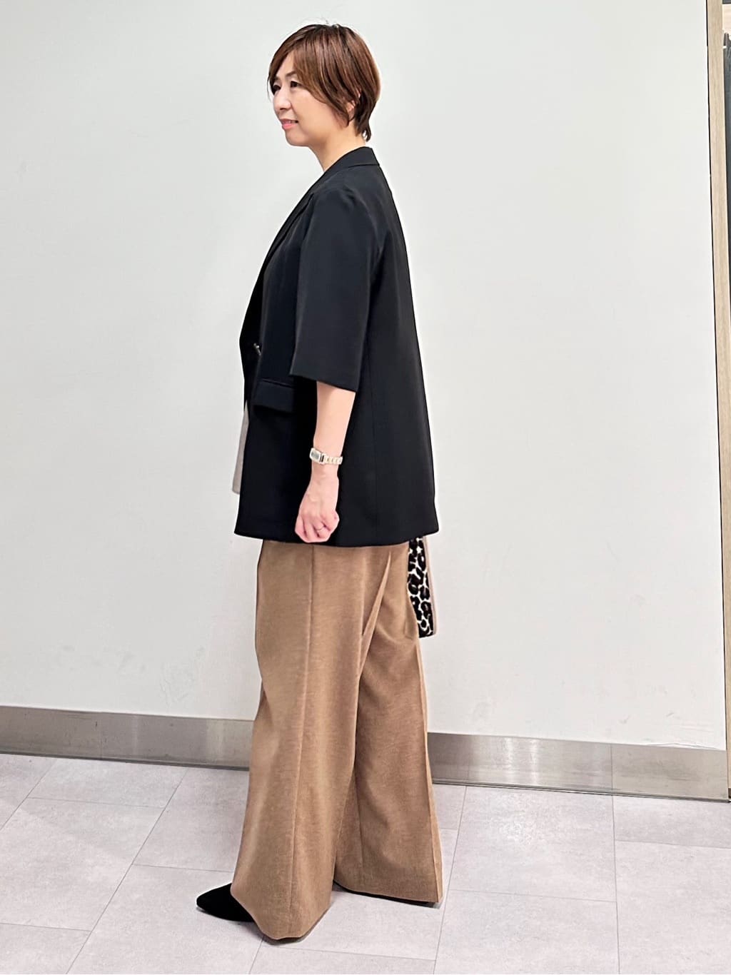 みなこさんの「UNTITLED｜【コットン100/洗える/Tシャツ】シャーリングドッキングペプラム」を使ったコーディネート